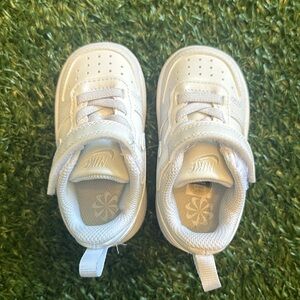 Nike sneakers toddler 5C